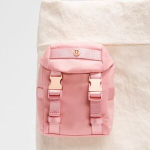 Lululemon Wunderlust Nano Backpack (Tea Rose/Rose Gold)